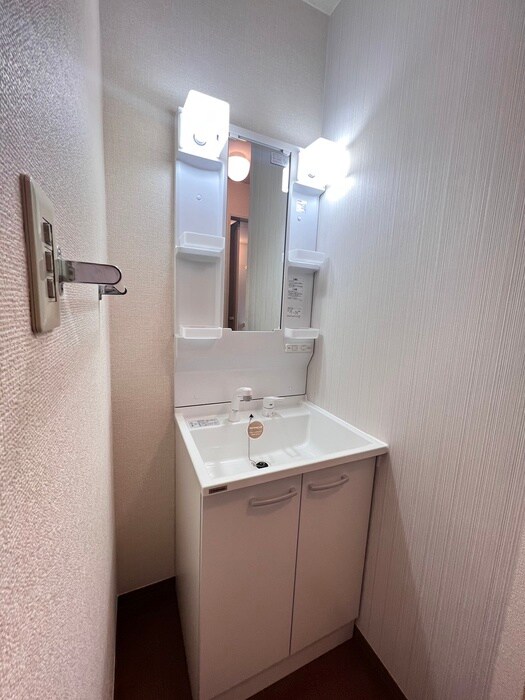 物件内観写真13　(洗面)