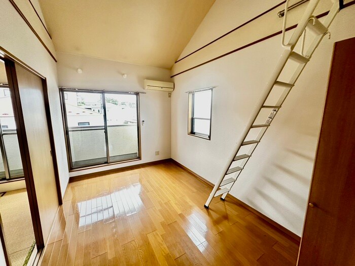 物件内観写真8　(居室)