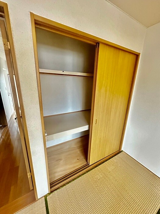 物件内観写真11　(収納)