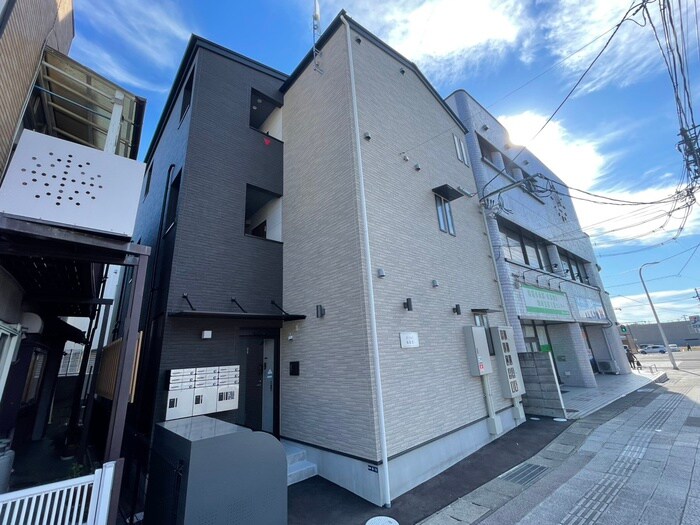 物件外観写真1　(外観写真)