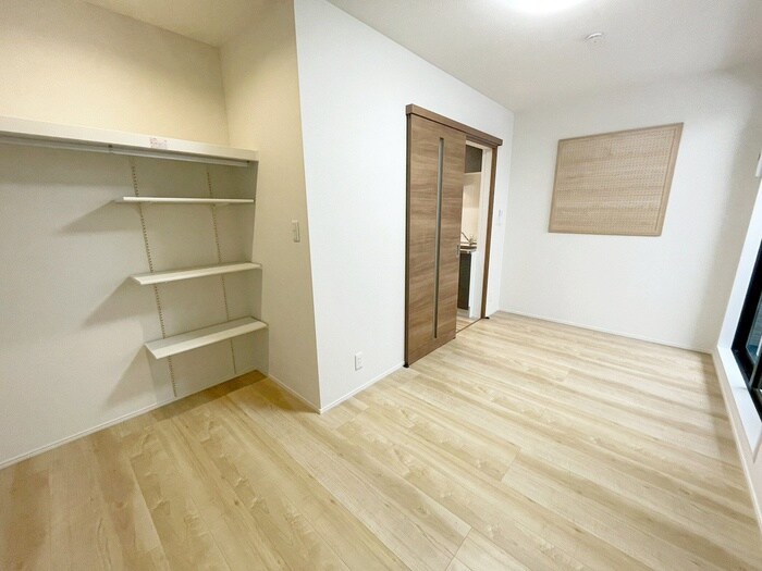 物件内観写真7　(居室)