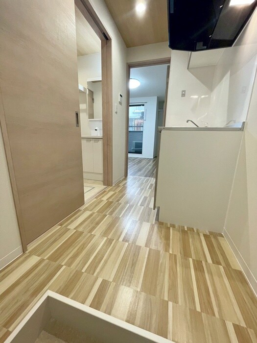 物件内観写真13　(廊下)