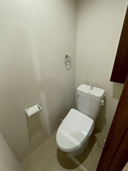 物件内観写真14　(トイレ)