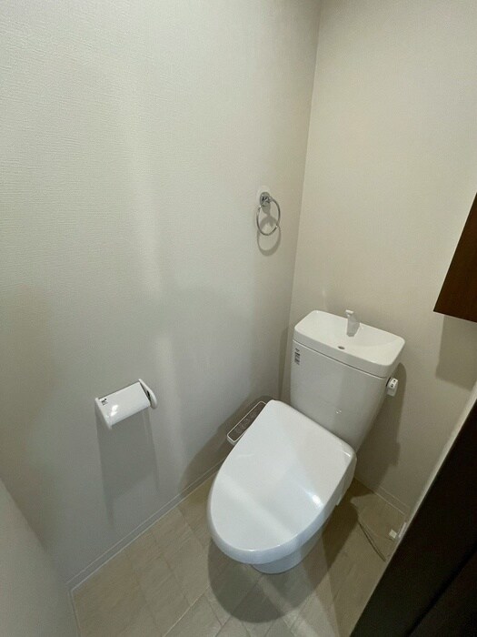 物件内観写真15　(トイレ)