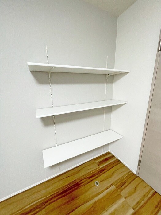 物件内観写真17　(収納)