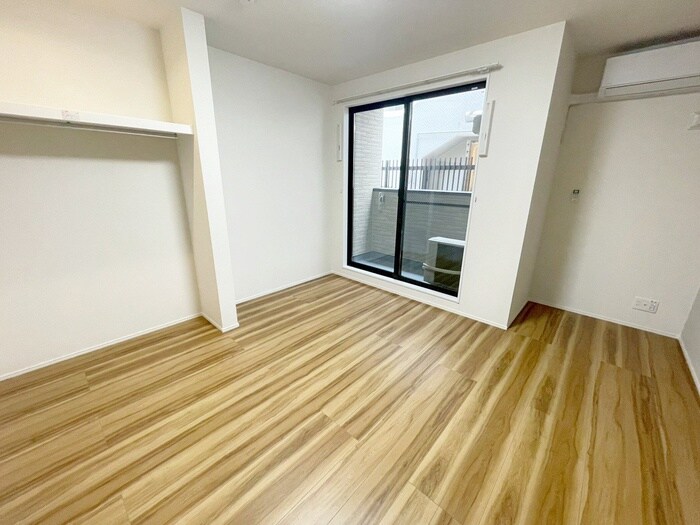 物件内観写真18　(居室)