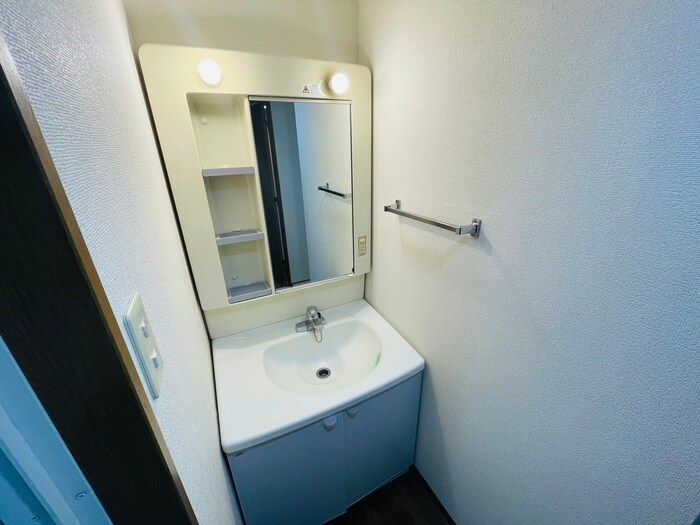 物件内観写真13　(洗面)