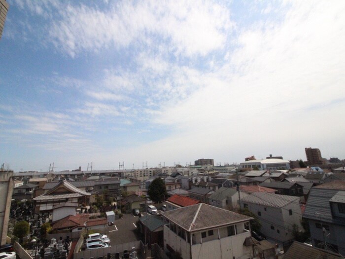 物件内観写真16　(室内からの展望)