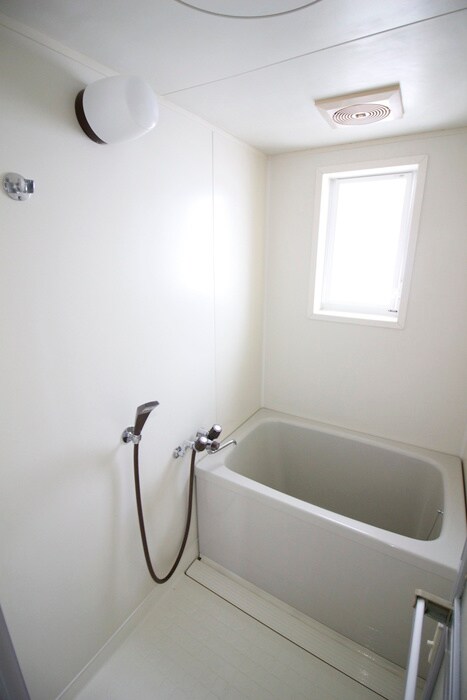 物件内観写真12　(バス／シャワールーム等)