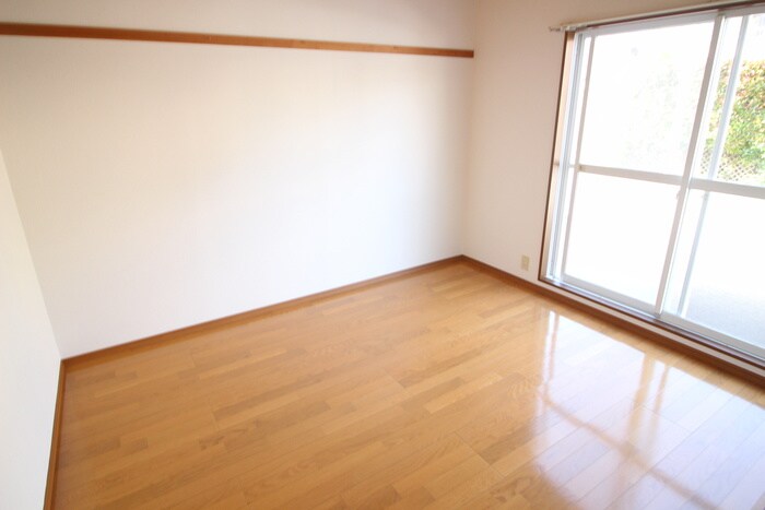 物件内観写真14　(居室)