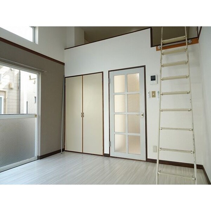 物件内観写真7　(居室)