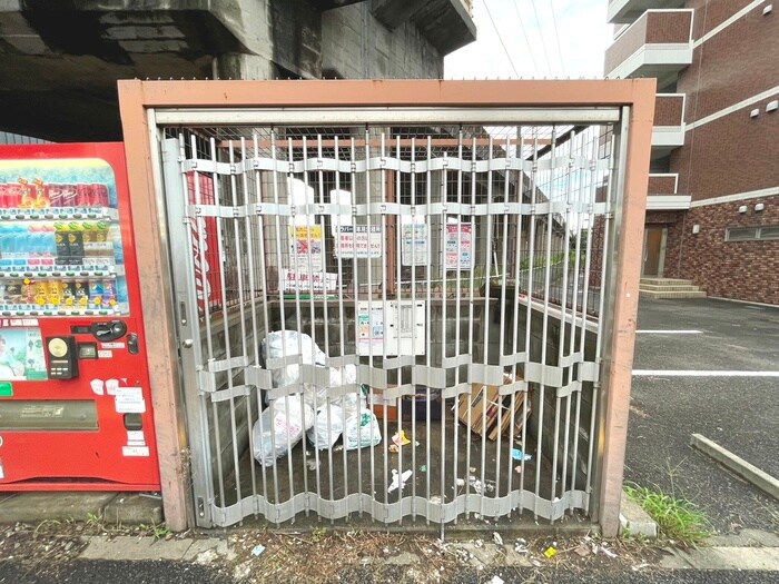 物件外観写真6　(建物設備)