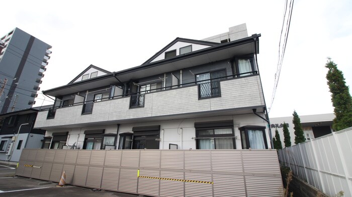 物件外観写真3　(外観写真)