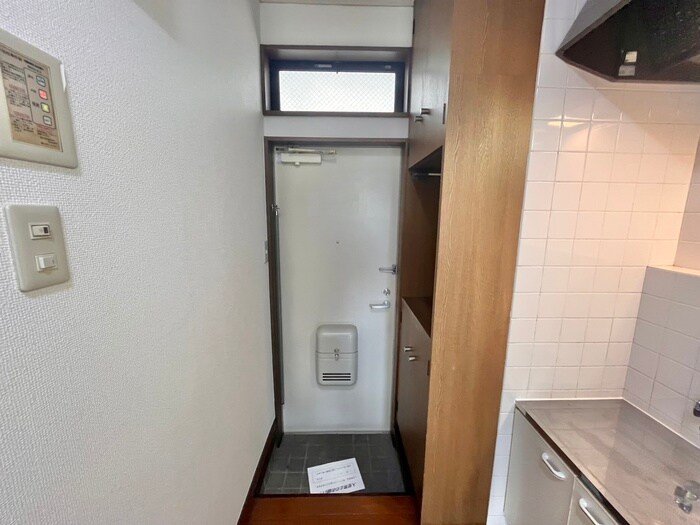 物件内観写真20　(玄関)