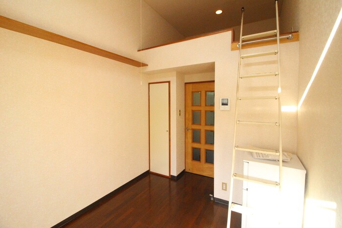 物件内観写真8　(居室)