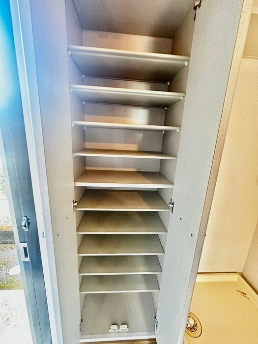 物件内観写真19　(靴箱)