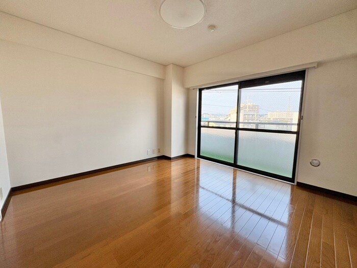 物件内観写真17　(居室)