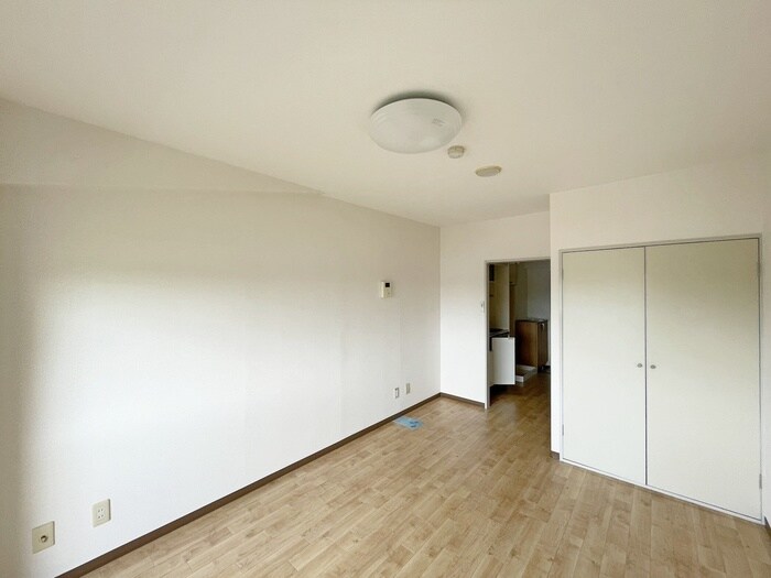 物件内観写真17　(居室)