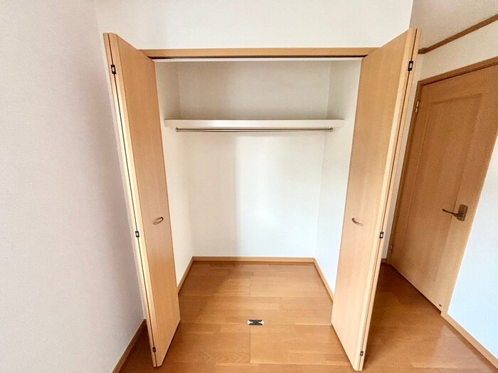 物件内観写真10　(収納)