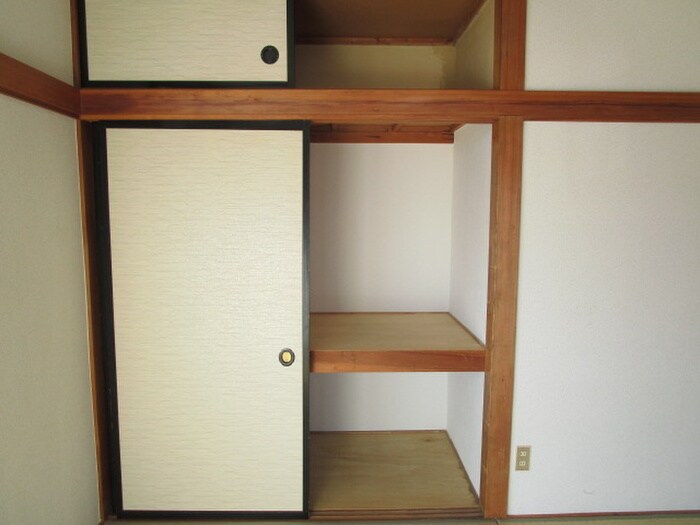 物件内観写真13　(収納)