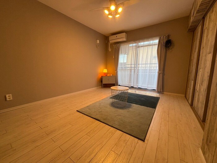 物件内観写真7　(居室)