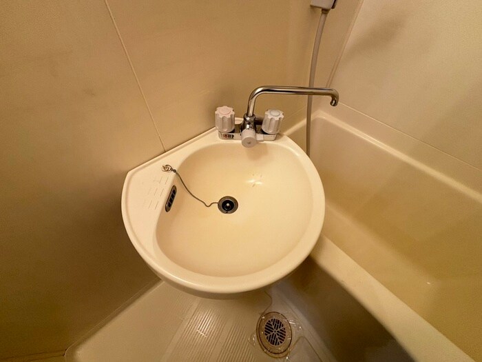 物件内観写真14　(洗面)