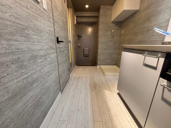 物件内観写真19　(廊下)