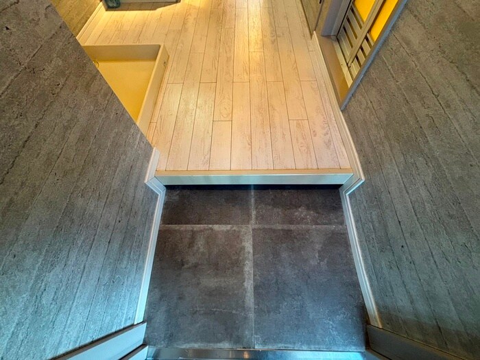 物件内観写真20　(玄関)