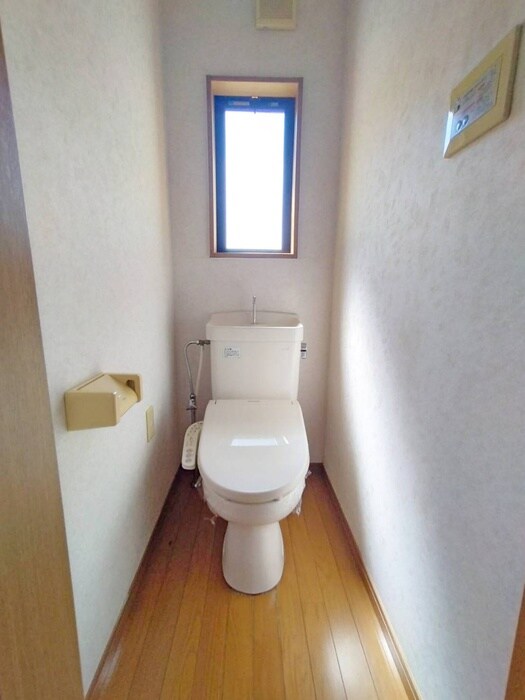 物件内観写真10　(トイレ)