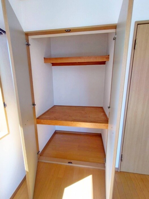 物件内観写真13　(収納)