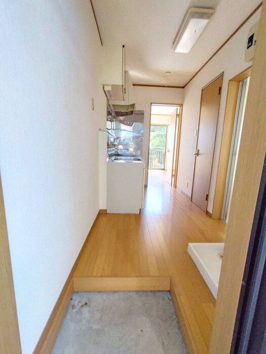 物件内観写真19　(廊下)