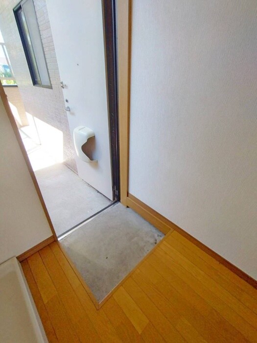 物件内観写真21　(玄関)