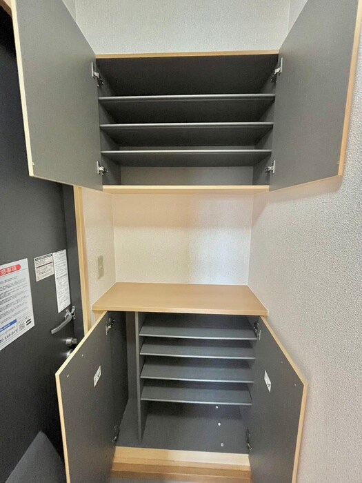 物件内観写真18　(靴箱)