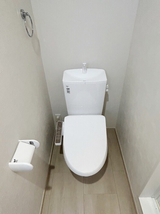 物件内観写真12　(トイレ)