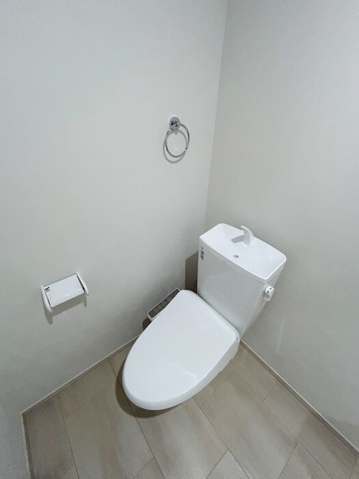 物件内観写真12　(トイレ)