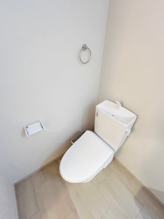 物件内観写真12　(トイレ)