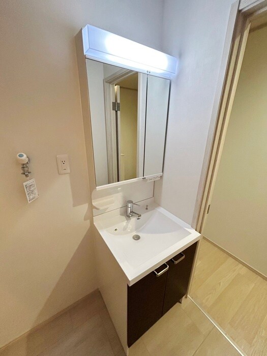 物件内観写真13　(洗面)