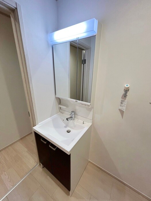 物件内観写真13　(洗面)