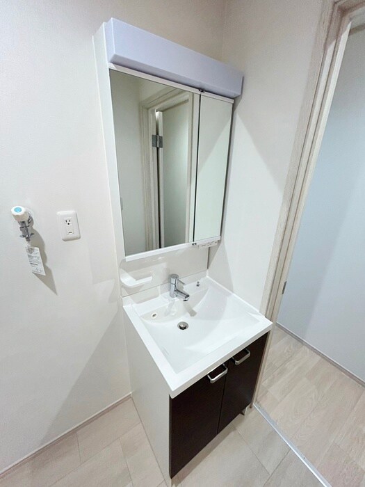 物件内観写真13　(洗面)