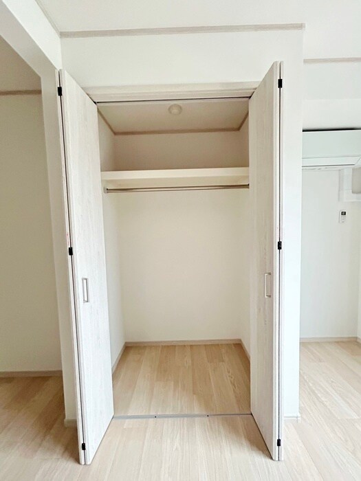 物件内観写真13　(収納)