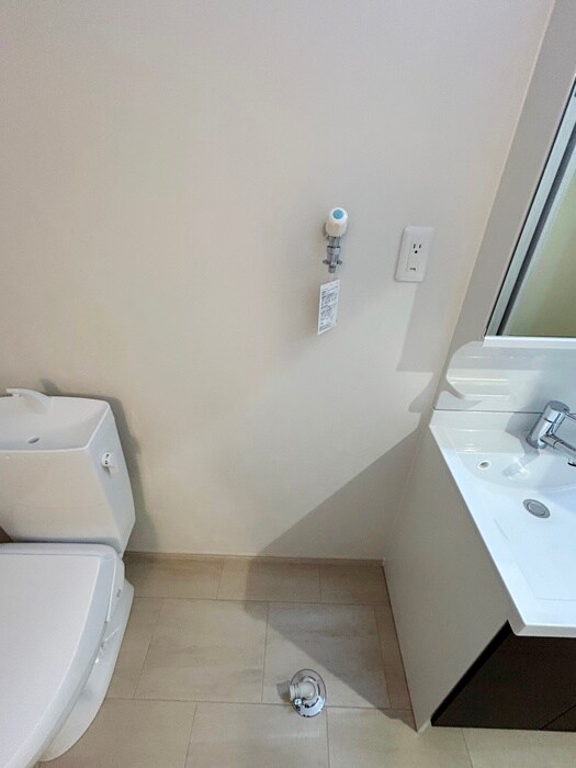 物件内観写真14　(洗濯機置場)