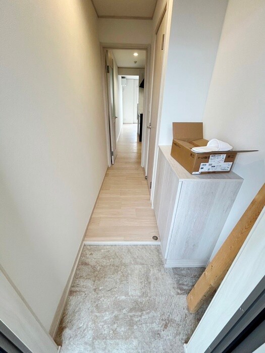 物件内観写真14　(玄関)