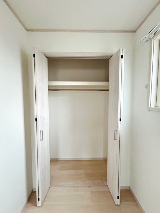 物件内観写真15　(収納)