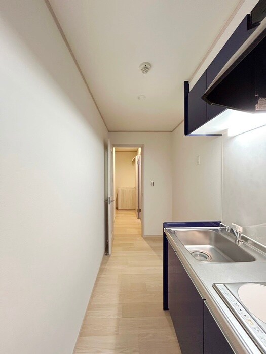 物件内観写真17　(廊下)