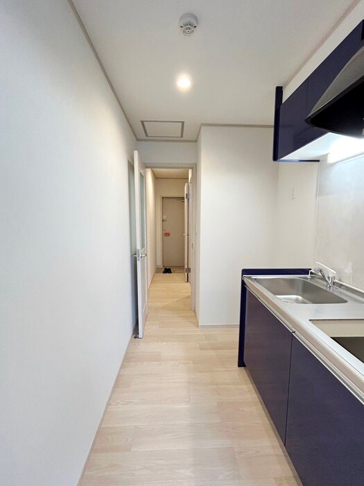 物件内観写真17　(廊下)