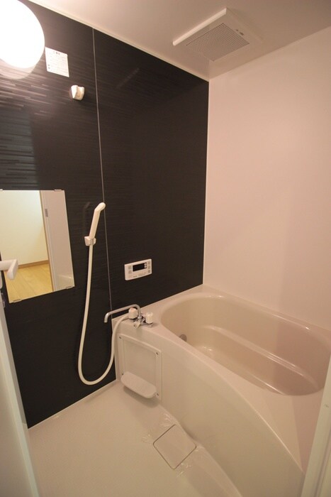物件内観写真12　(バス／シャワールーム等)