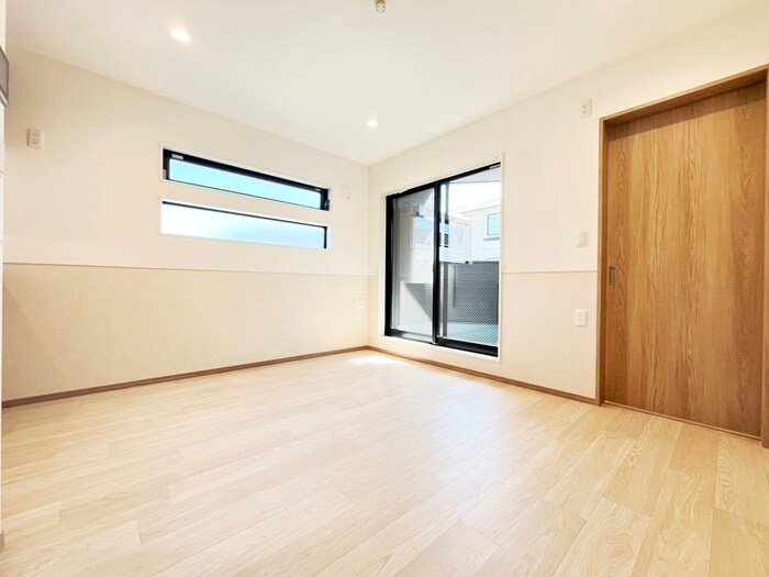 物件内観写真8　(居室)