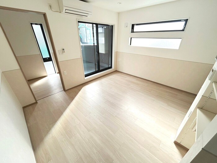 物件内観写真8　(居室)