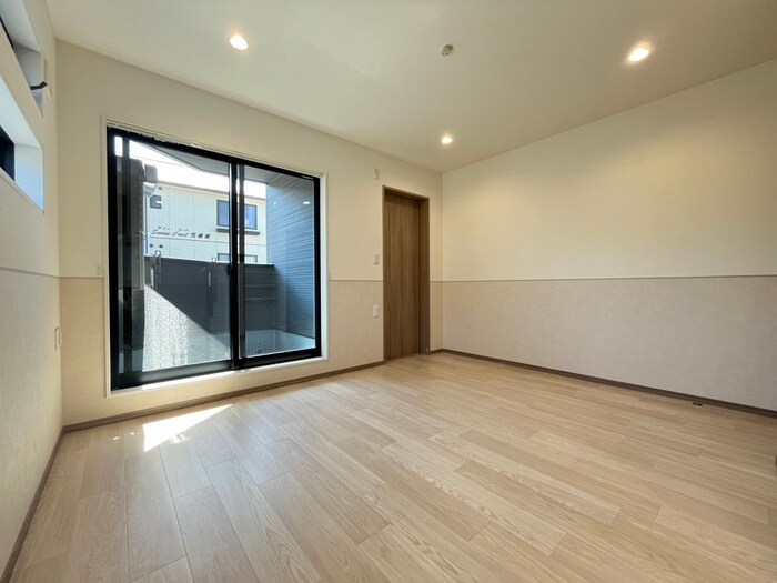 物件内観写真8　(居室)