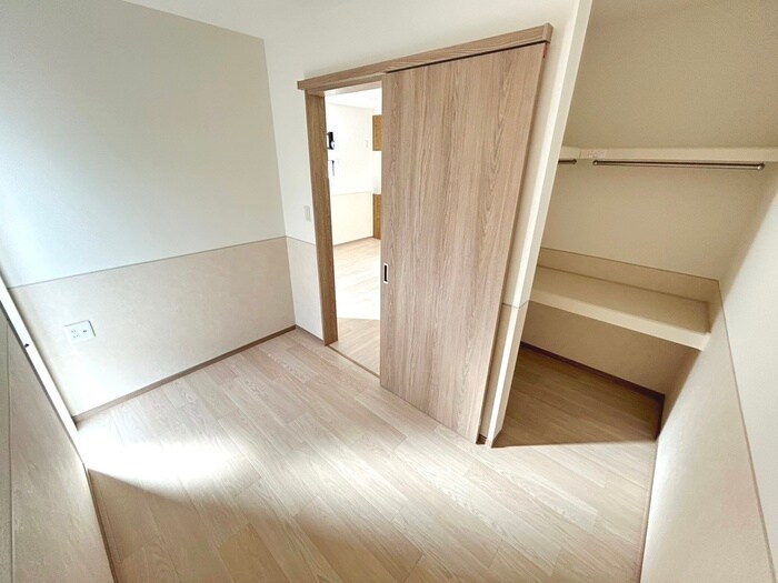 物件内観写真9　(居室)